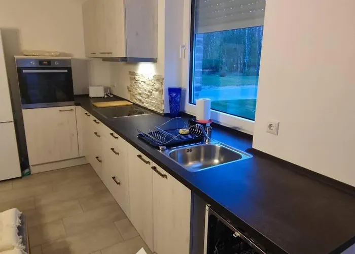 Apartment Haushaelfte Naehe Volksparkstadion In *