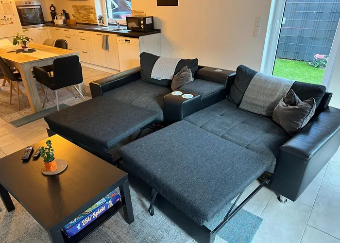 Apartment Haushaelfte Naehe Volksparkstadion In Hamburg